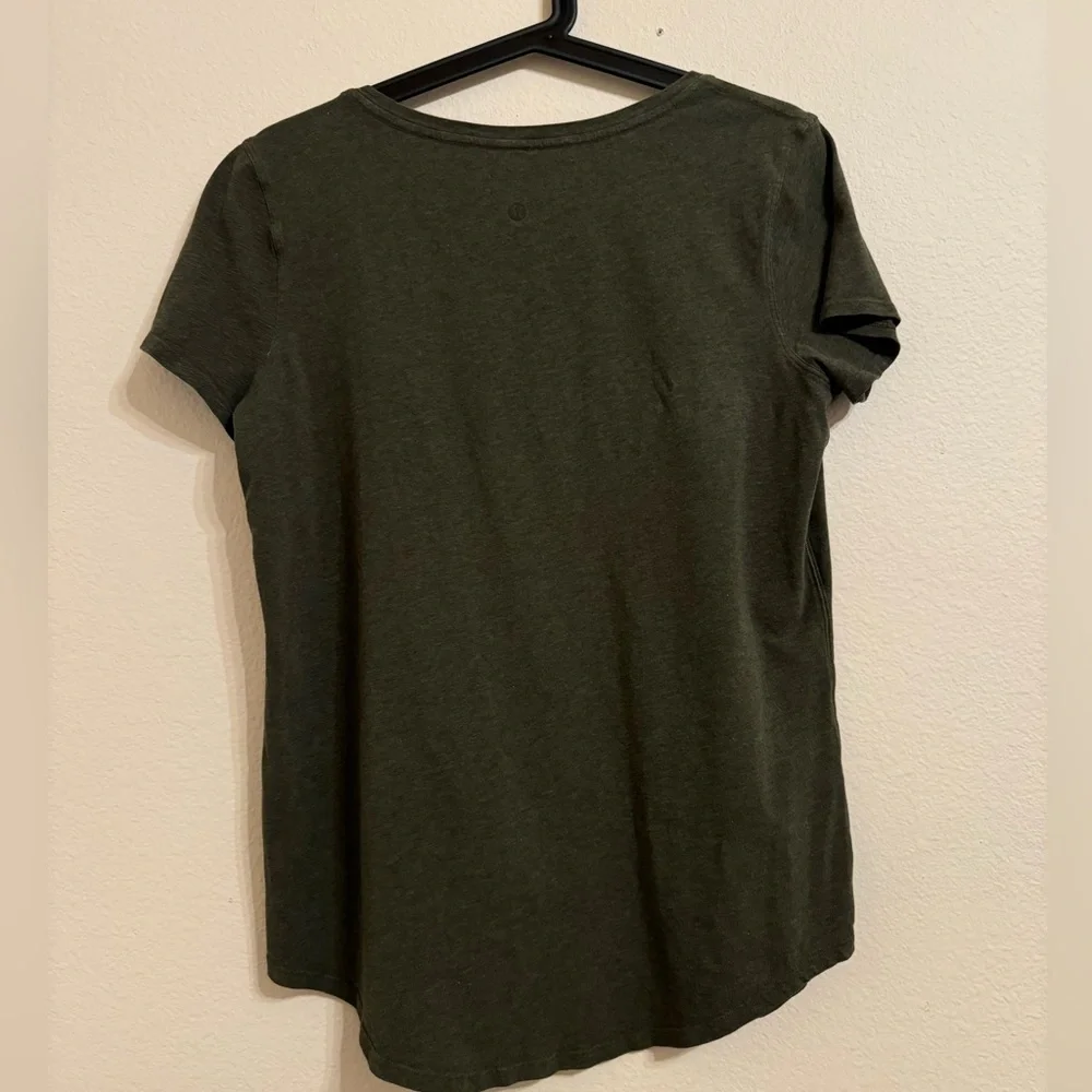 Lululemon Women’s T-shirt Tee